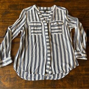A.N.A. A New Approach Women PS Blouse V-Neck Roll Tab Sleeve 100% Rayon Striped